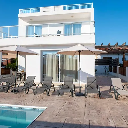 Holiday home Coral Bay 7, Walking Distance To Coral Bay